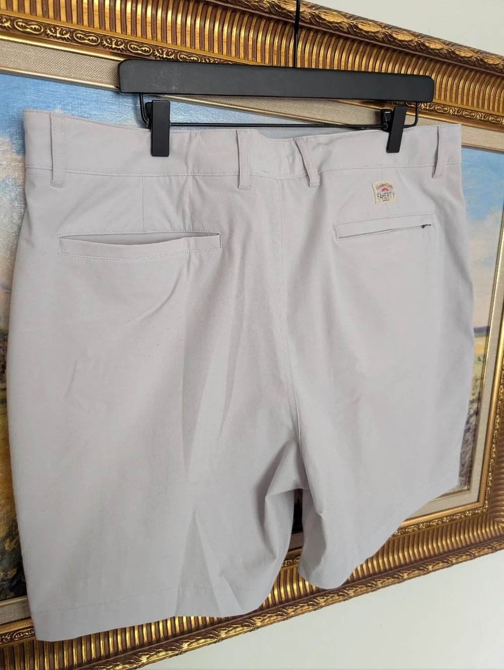 Faherty Light Gray Flat-Front Drawstring Shorts 38x7
